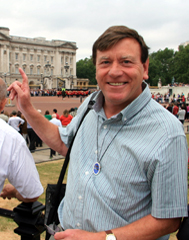 A blue badge tourist guide at the changing of the guard.